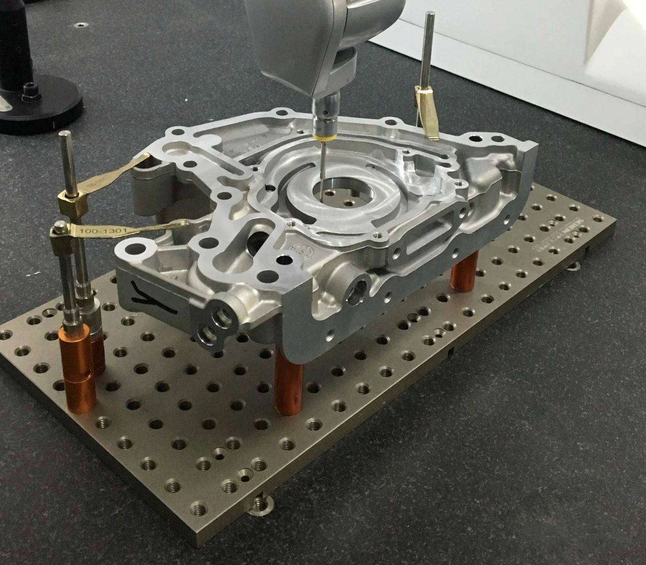 快三导师带计划赚钱三坐标柔性夹具及其应用(图2) 快三导师带计划赚钱三坐标柔性夹具及其应用(图2)