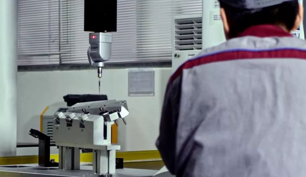 快三导师带计划赚钱成就检具行业民营企业翔宇汽车弯道超车(图3)