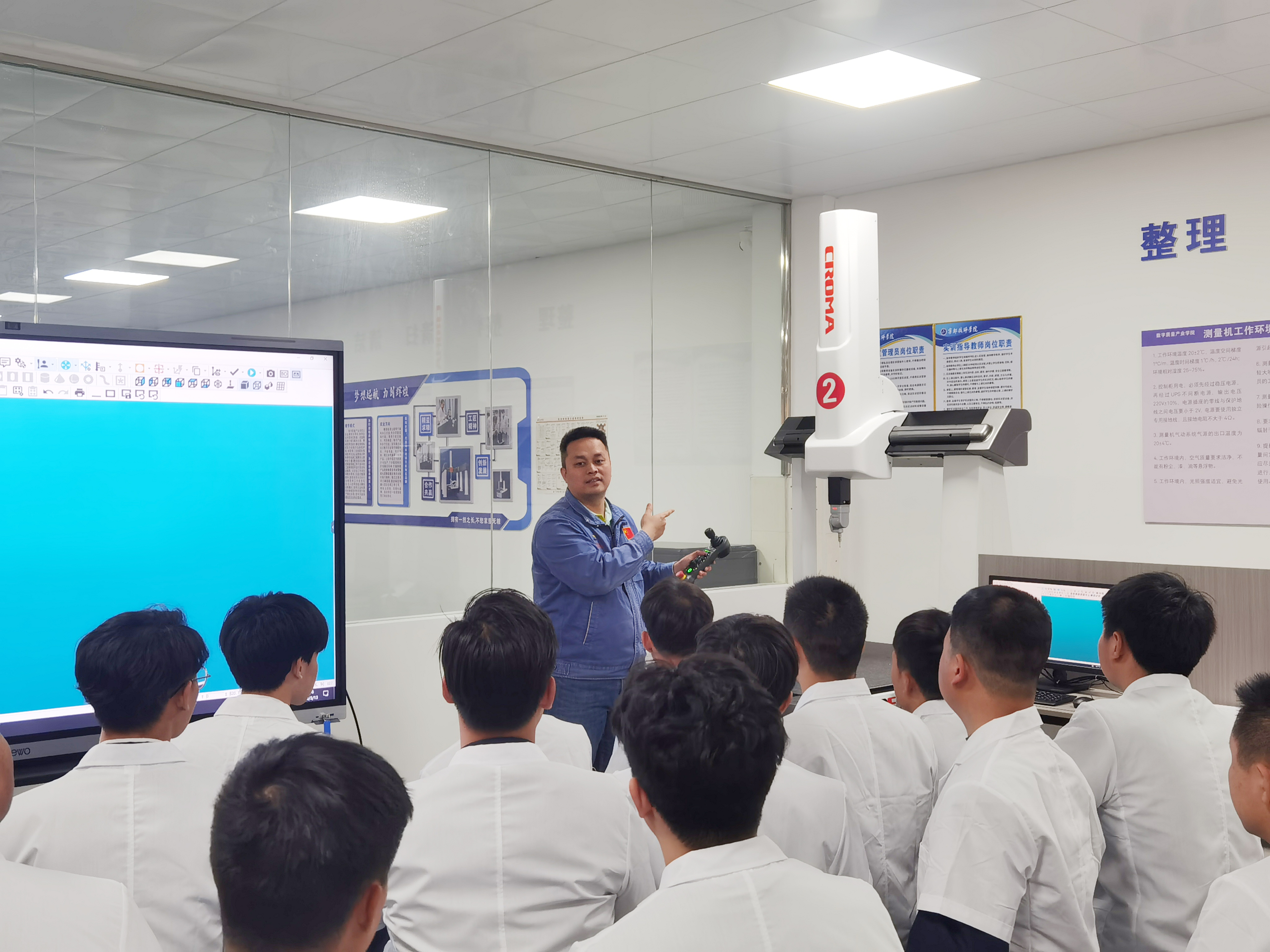 温树彬.jpg 温树彬.jpg