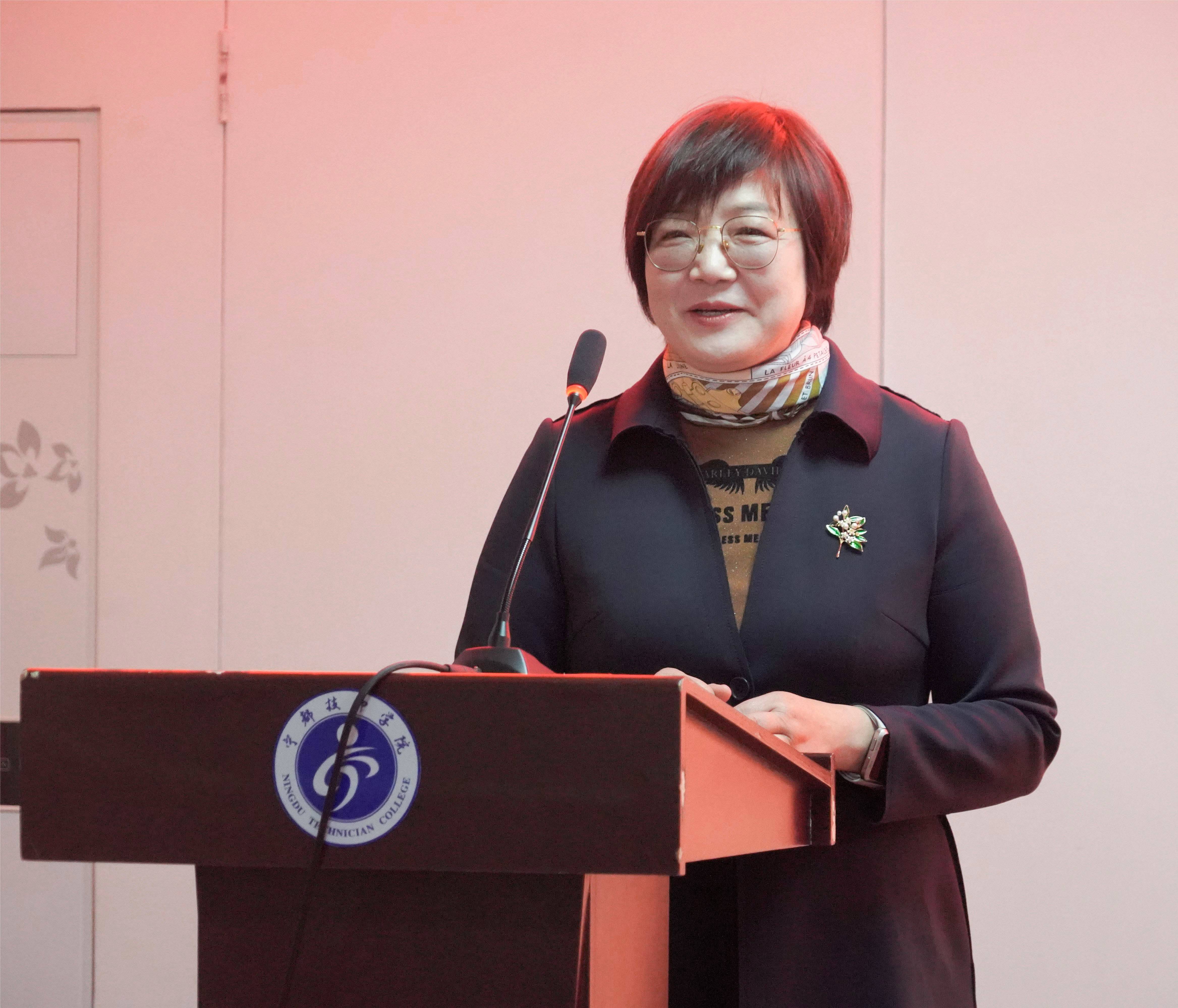 余维素.jpg 余维素.jpg